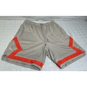 EUC! Nike Air Jordan MEDIUM Mens Sportswear LAST SHOT Diamond Shorts 939608-008
